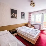 Swierkowa 3*