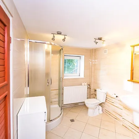 Πανσιόν Swierkowa 3*